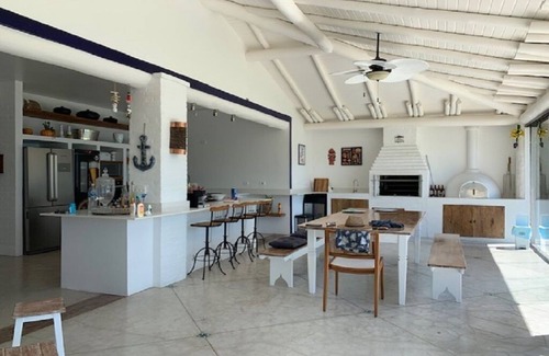 Praia de Taubate House | WONDERFUL MANSION ON COAST