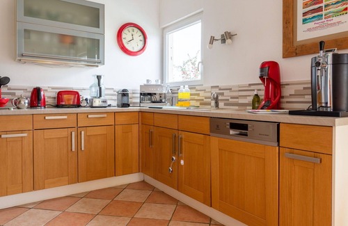 Alignan-du-Vent Villa | Wonderful private villa for 8 guests with WIFI, A/C, private pool, TV and terrace