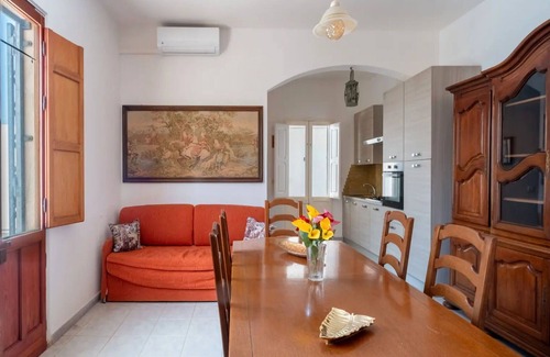 Padula Fede Villa | Wonderful private villa for 5 people with A/C, TV and pets allowed