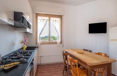 Padula Fede Villa | Wonderful private villa for 6 people with TV, patio and pets allowed