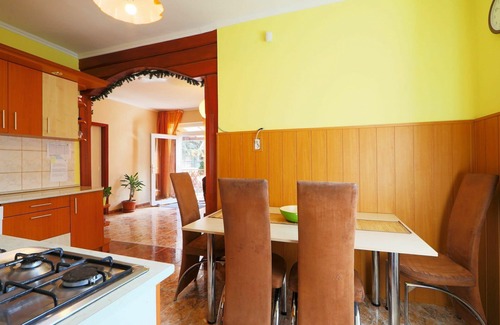 Koroshegy House | Wonderful private villa for 8 people with WIFI, A/C, TV, patio and pets allowed