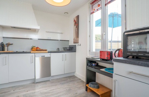 Cleder House | Wonderful private villa for 2 people with WIFI, TV and pets allowed