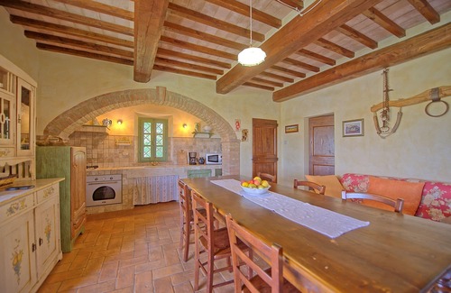 Trequanda Villa | Wonderful private villa with WIFI, private pool, TV, veranda, panoramic view, close to Montepulciano