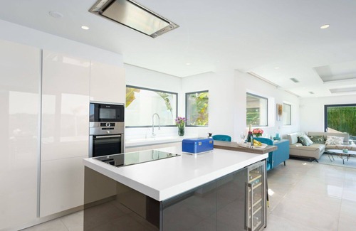 Cansalades Villa | Wonderful private villa for 8 people with WIFI, A/C, private pool, hot tub, TV and patio