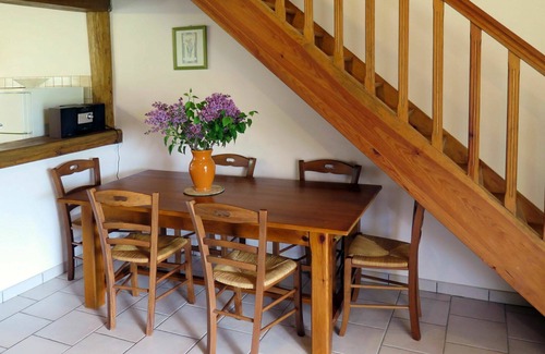 Blanquefort-sur-Briolance Villa | Wonderful private villa for 5 guests with hot tub, WIFI, private pool, TV, terrace and pets allo.