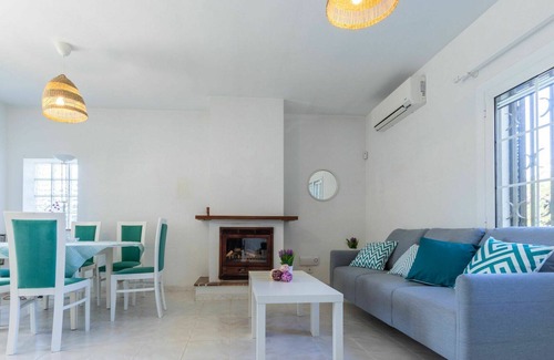 Cambrils House | Wonderful private villa for 6 people with A/C, hot tub, WIFI, TV and patio