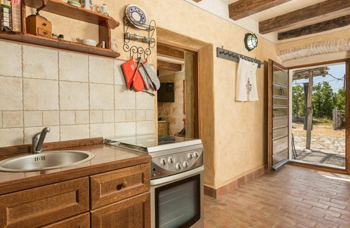 Donja Klada House | Wonderful private villa for 6 people with WIFI, hot tub, A/C, TV, terrace and pets allowed