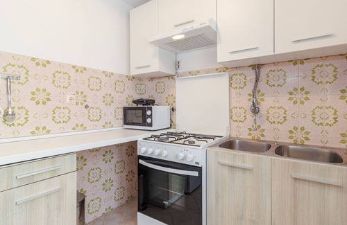 Kozljani House | Wonderful private villa with WIFI, private pool, A/C, TV, terrace, pets allowed and parking