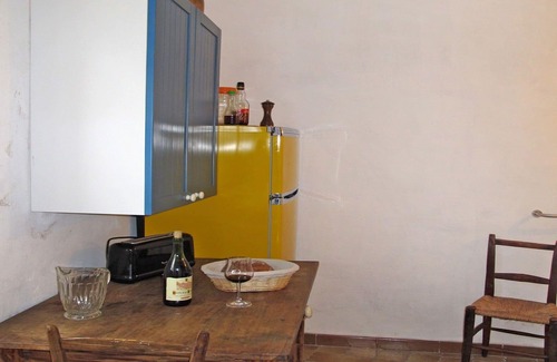 Airole Villa | Wonderful private villa for 2 guests with WIFI, patio and pets allowed