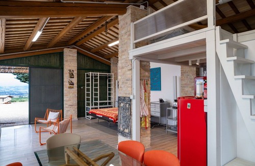 Citta Sant'Angelo Villa | Wonderful villa for 4 guests with WIFI, A/C, hot tub, patio, pets allowed and panoramic view