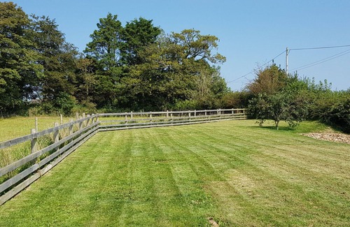 Holsworthy House | Wonderful villa for 7 guests with WIFI, TV, terrace and pets allowed