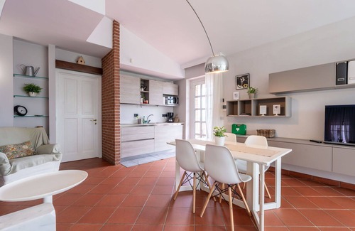 Barolo House | Wonderful villa for 4 guests with WIFI, TV, terrace and panoramic view