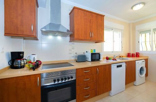 Jalon House | Wonderful villa for 6 guests with WIFI, A/C, pool, TV and terrace