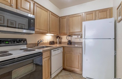 Honokowai Condo | Wonderful West Maui Beach Suites