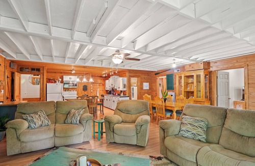 Bremen House | Wonderland Cabin: 3 BR, 2 BA House in Bremen, Sleeps 10