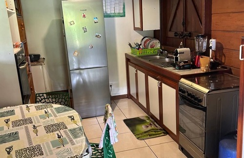 Lamentin Villa | Wooden villa in the countryside with Creole garden ideal for couples