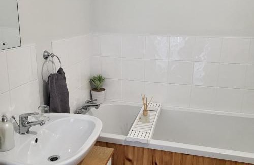 Coleraine Apartment | Woodside guest house