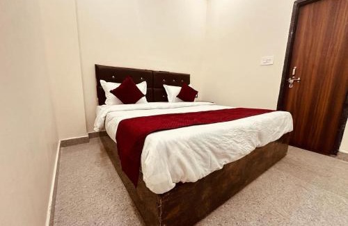 Mathura Hotel | WooibHotels Krishna Residency Vrindavan