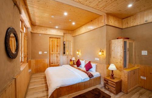 Banjar Hotel | WOWSTAYZ Tirthan Village Resort - Tirthan Valley