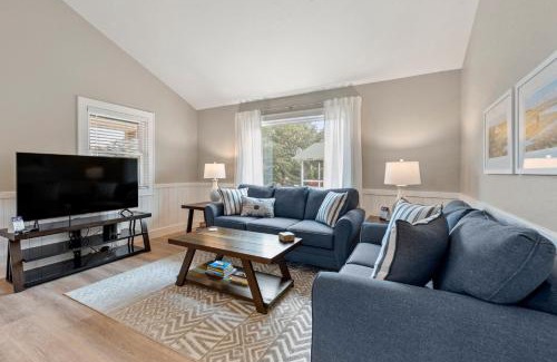 Colington House | Wright On Time