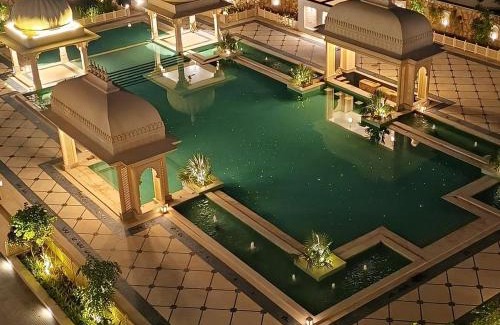 Udaipur Hotel | Wyndham Grand Udaipur Fateh Sagar Lake