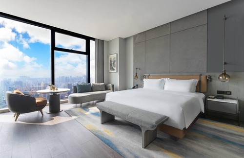 Yichang Hotel | Wyndham Grand Yichang Riverside