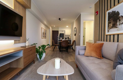Miraflores Apartment | Wynwood Kennedy in Miraflores