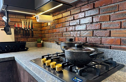 New Cairo Apartment | Xuru Stays I The Built-up 2 BDR Condo 15 min to CAI Airpt
