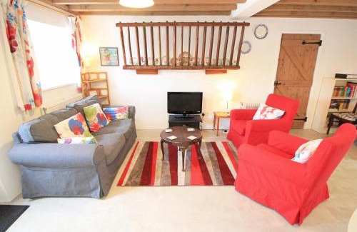 Llanbedr House | Y Beudy The Old Byre