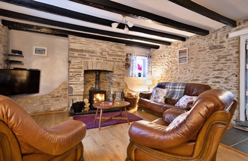 Talgarreg House | Y Bwthyn - 2 bed, pet friendly