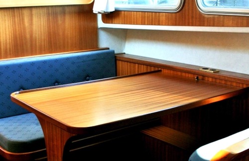 Oberhavel Boat Rental | Yacht Linssen DS 260 OC for 2 + 1 people.
