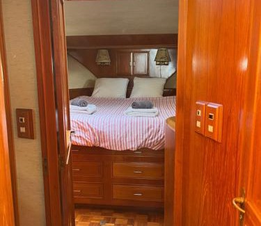 Deauville Boat Rental | Yacht Moineau VI