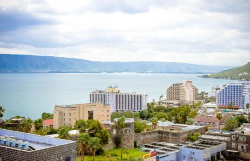 Tiberias Old City Apartment | YalaRent Migdalor Apartments with Sea Views Tiberias