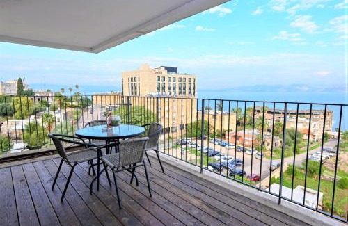 Tiberias Old City Apartment | YalaRent Migdalor Apartments with Sea Views Tiberias