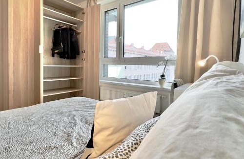 Nivy Apartment | Yarn - brand new - free parking - balcony with city view - Central shopping mall