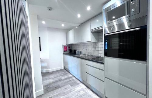 Worcester Apartment | Yastayzzz at Studio 2 Bransford Rd