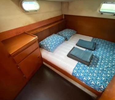 Gijon Boat Rental | Yate en Gijon , experiencia única