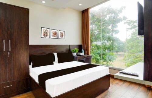 Greater Noida Hotel | Yati Suites