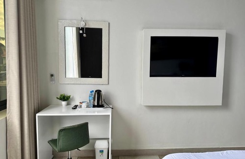 Masaki Hotel | Yayo Masaki