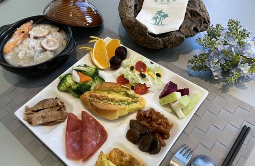 Sail Rock Beach Bed & Breakfast | Ye-Lin Villa