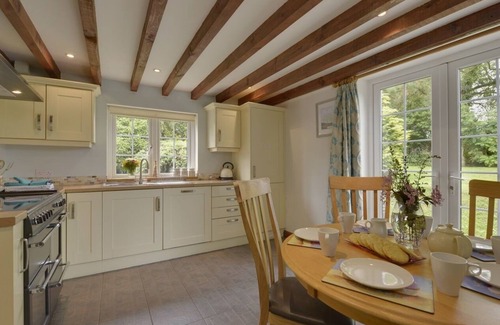 Holsworthy Cottage | YELLOWLAND FARM, family friendly, with pool in Holsworthy
