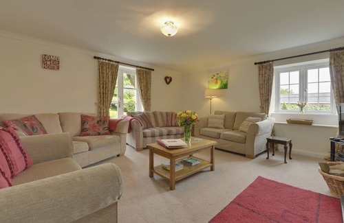 Holsworthy Cottage | YELLOWLAND FARM, family friendly, with pool in Holsworthy