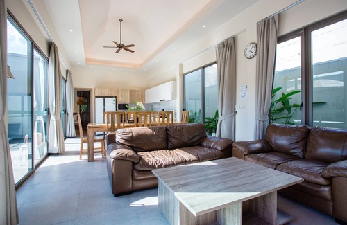 Choeng Thale Villa | Yipmunta Pool Villa