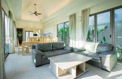 Choeng Thale Villa | Yipmunta Pool Villa