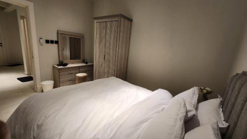 Al Yamamah Apartment | ymamah Res