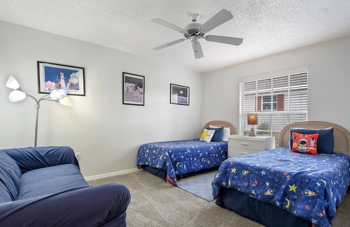 Sunridge Woods House | YOS- Floridian Pool Home close to Disney