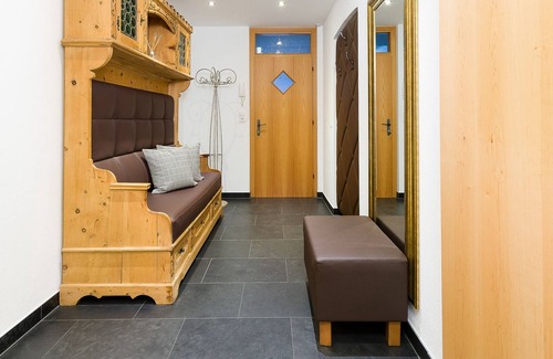 Hoetting Apartment | You live comfortably and elegantly in the apartment "Badetraum".