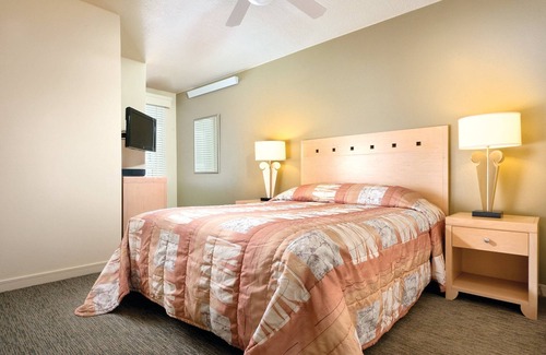 Seaside Gilbert District Resort | You will keep coming back for more!