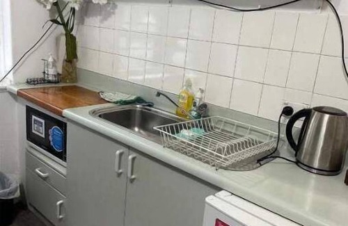 Darlinghurst Apartment | Your B&B steps into Oxford St