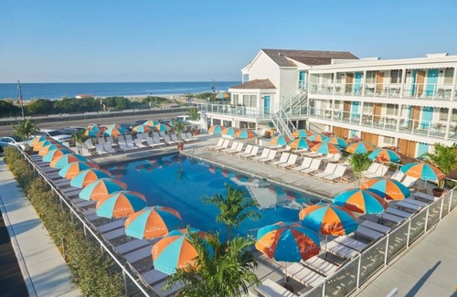 Cape May House | Your Beachside Oasis: Kitchenette, Swimming Pool and Beach Perks